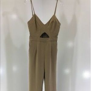 💄Keyhole jumpsuit